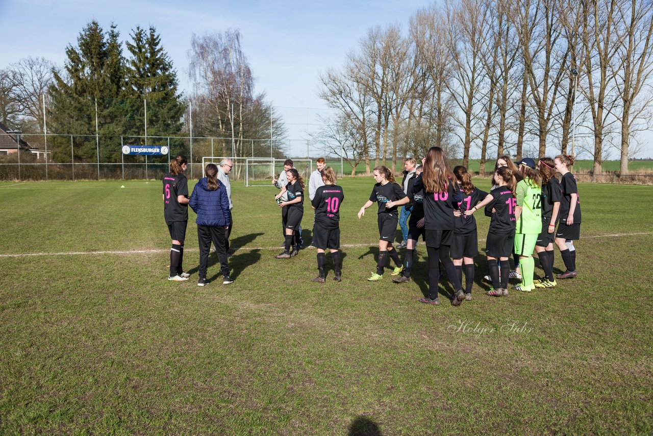 Bild 323 - C-Juniorinnen SV Steinhorst/Labenz - TSV Friedrichsberg-Busdorf : Ergebnis: 5:0